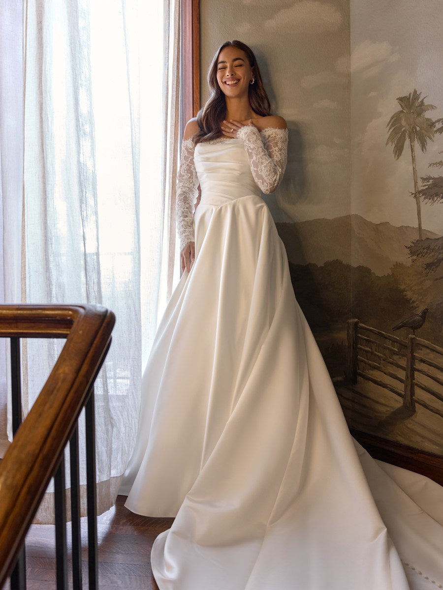 Essense of Australia D4457 2