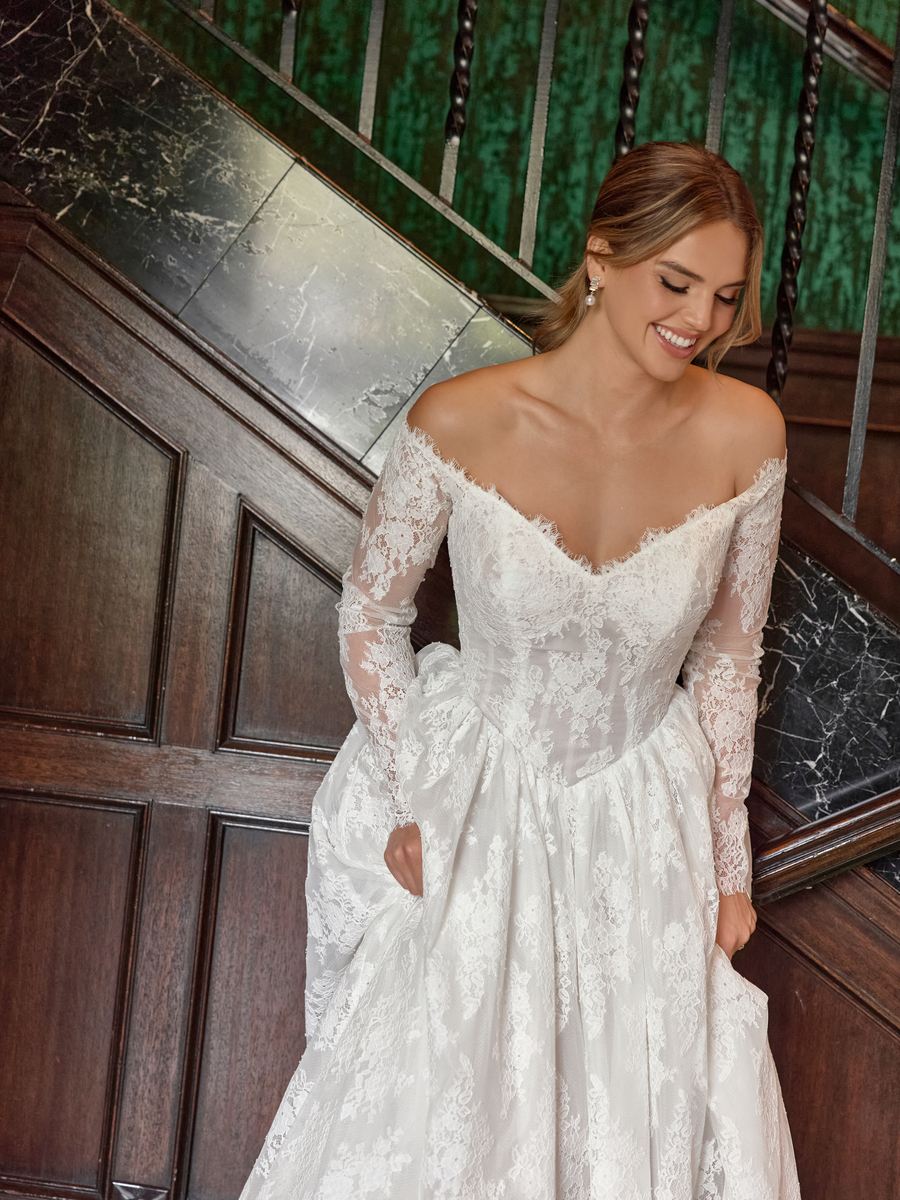 Essense of Australia D4466 2